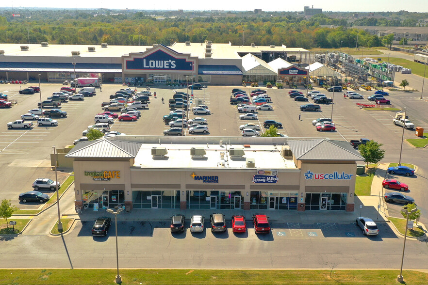 10140 E 71st St, Tulsa, OK for lease - Primary Photo - Image 1 of 11