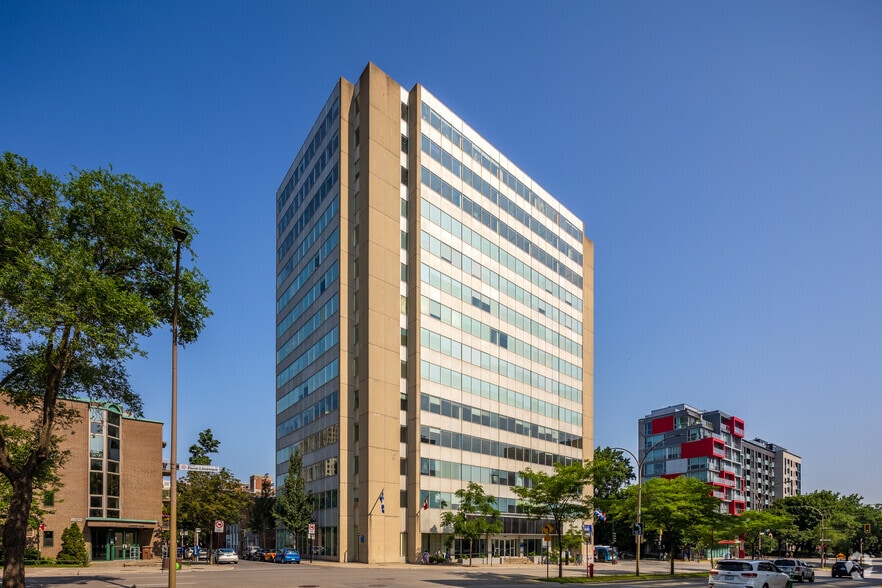 1055 Boul René-Lévesque E, Montréal, QC for lease - Building Photo - Image 3 of 5