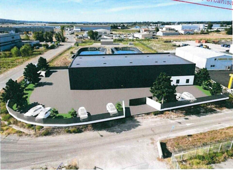 Industrial in Tarascon for lease Building Photo- Image 1 of 6