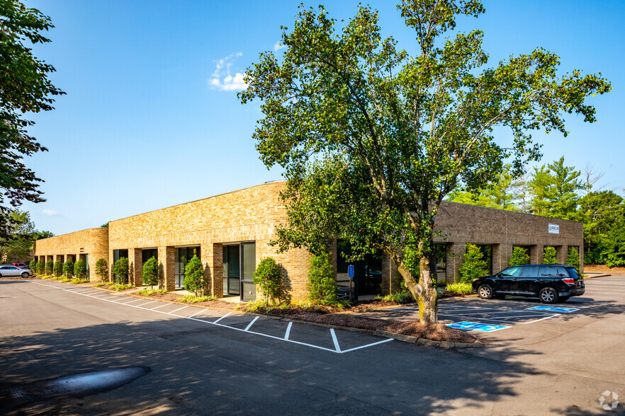 500 Wilson Pike Cir, Brentwood, TN for lease - Building Photo - Image 1 of 5