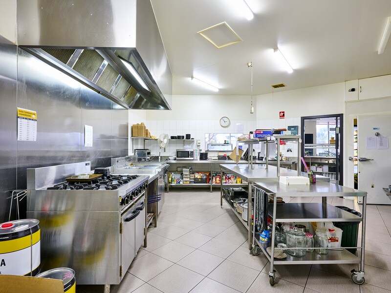 1-15 Raylee Pl, Lynbrook, VIC 3975 - Unit 15 -  - Interior Photo - Image 2 of 5
