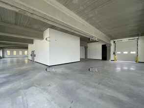Flex in Nanterre for lease Interior Photo- Image 2 of 7