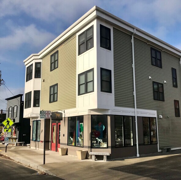 502 Stevens Ave, Portland, ME 04103