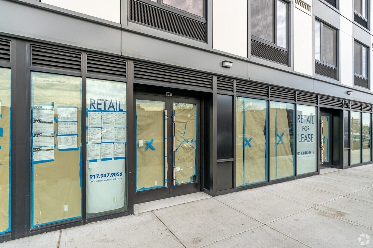 83-07 Queens Boulevard, Elmhurst, NY for lease Interior Photo- Image 1 of 2
