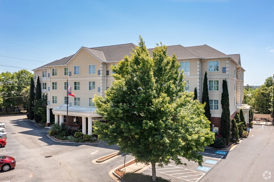 236 Old Epps Bridge Rd, Athens, GA 30606