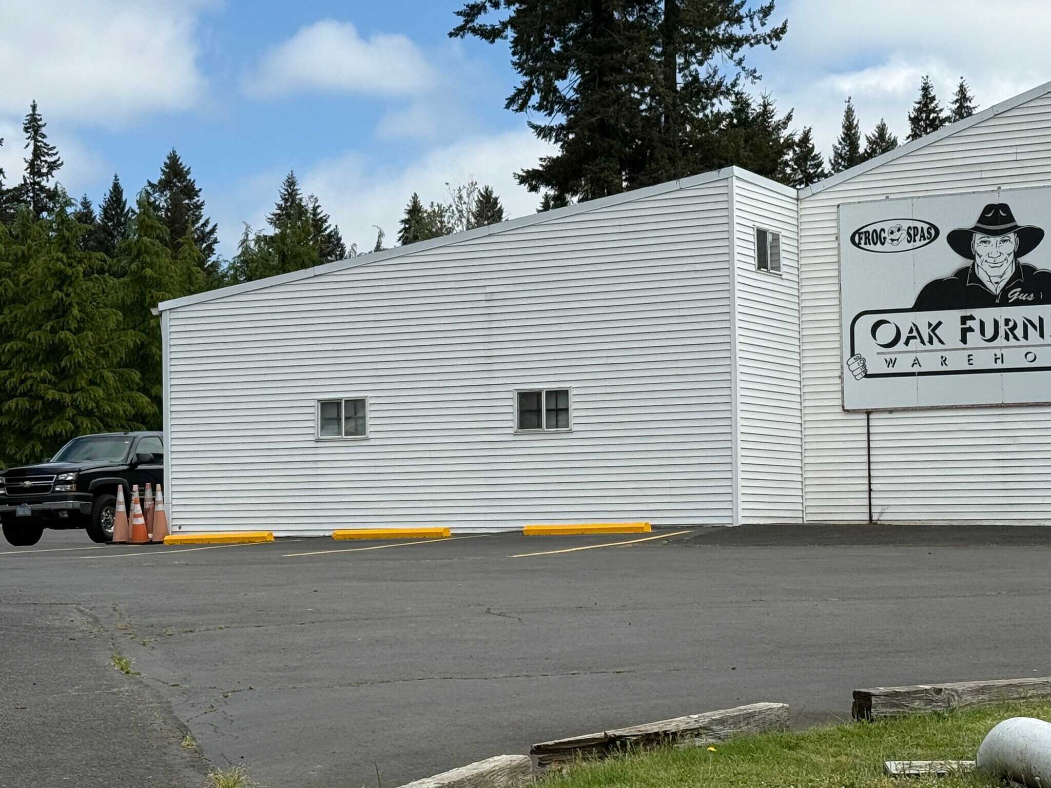 13082 SE Orient Dr, Boring, OR for lease Interior Photo- Image 1 of 9