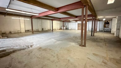 218 County Road 39, Southampton, NY for lease Building Photo- Image 1 of 3