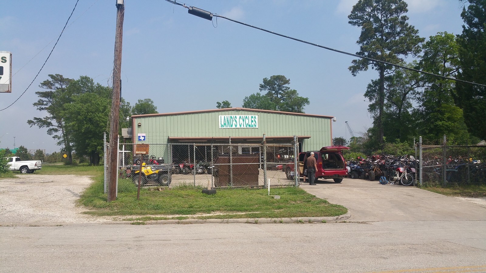 204 Bayou Dr, Channelview, TX 77530