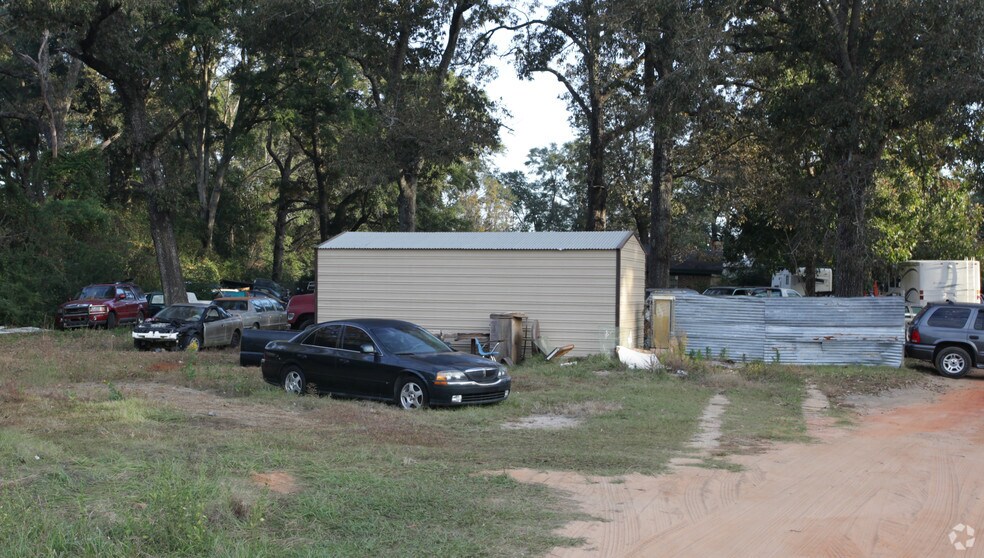 4370 Lott Rd, Eight Mile, AL 36613 Former Wrecking Yard