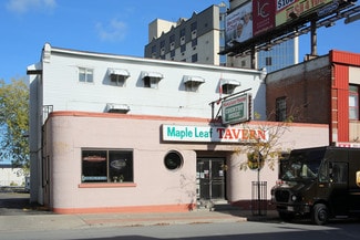 More details for 5831 Ferry St, Niagara Falls, ON - Retail for Sale