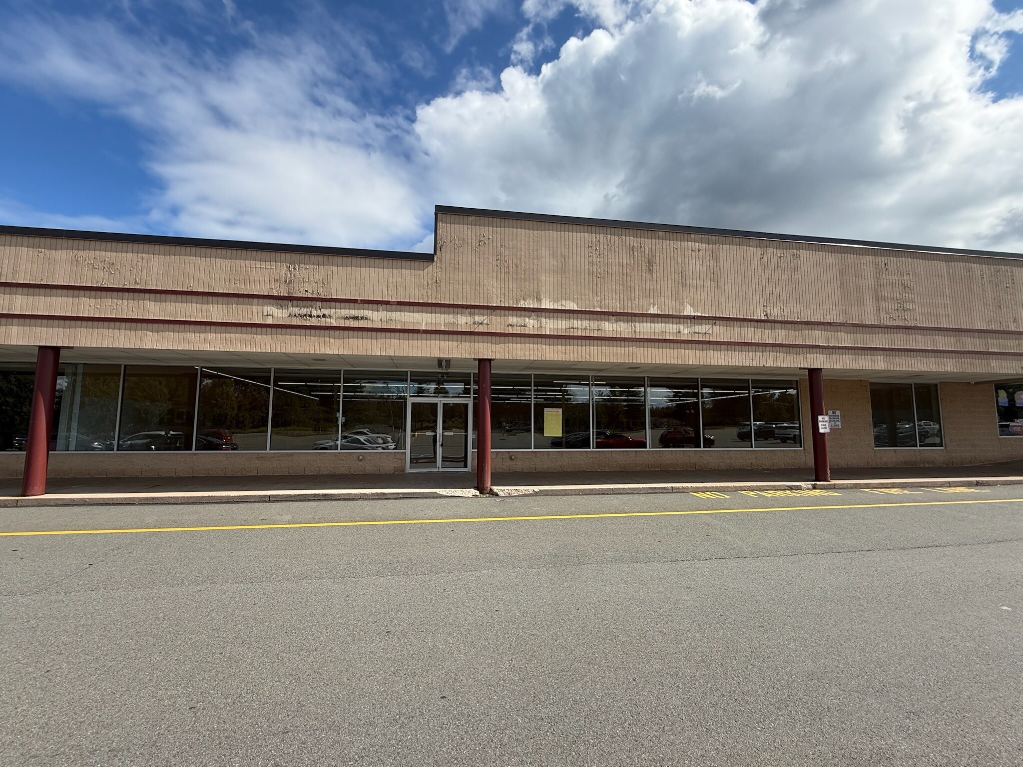 Route 940, Blakeslee, PA for lease Interior Photo- Image 1 of 7