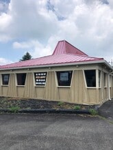 580 S Broad St, Nazareth, PA for lease Building Photo- Image 2 of 4