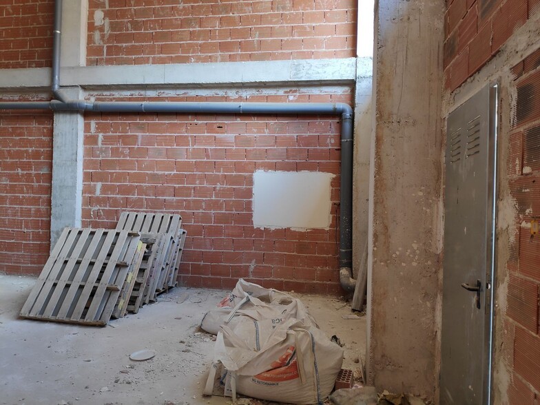 Avinguda Generalitat, 5, El Campello, Alicante for sale - Interior Photo - Image 1 of 23