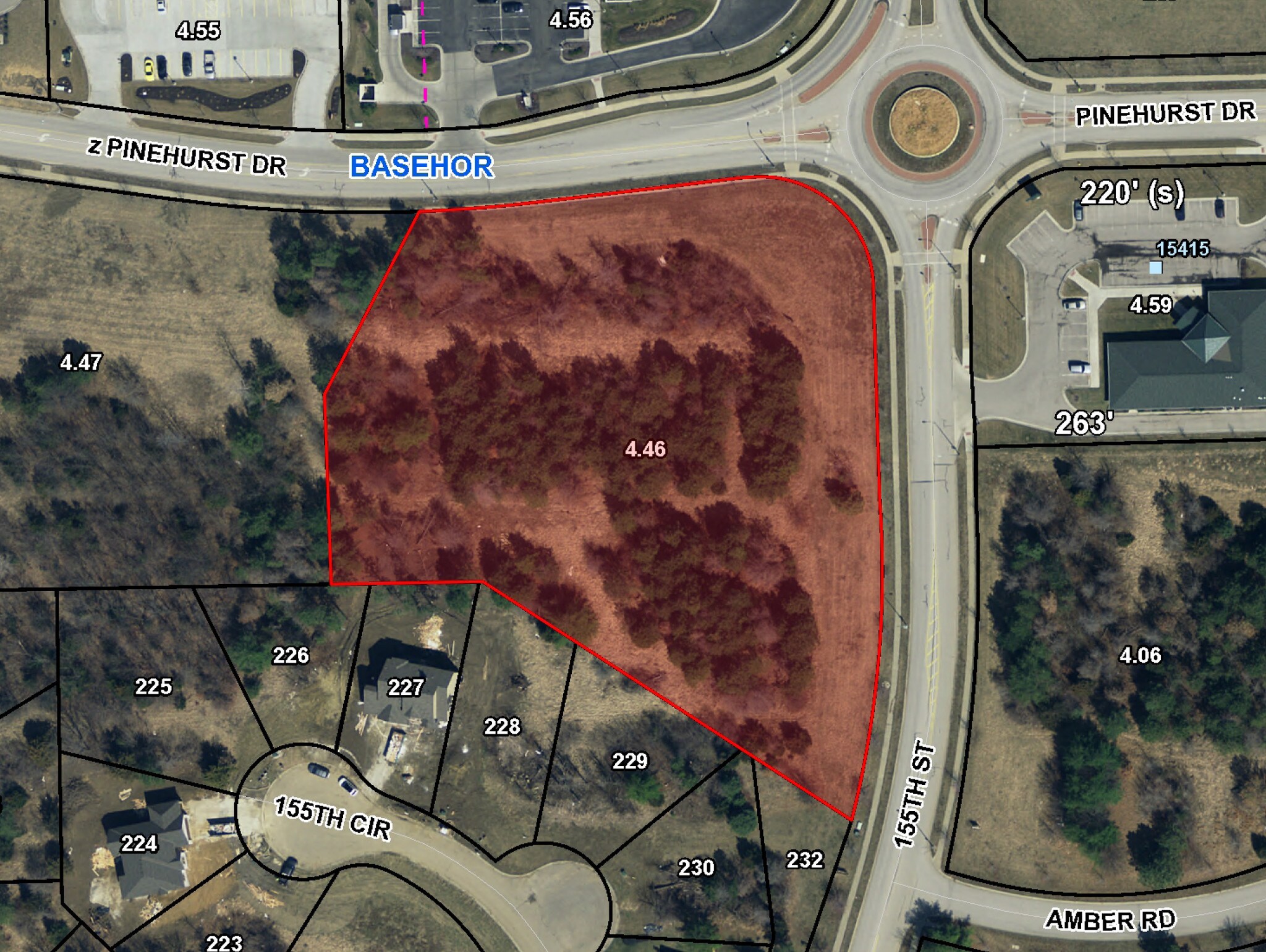 Pinehurst Dr, Basehor, KS 66007