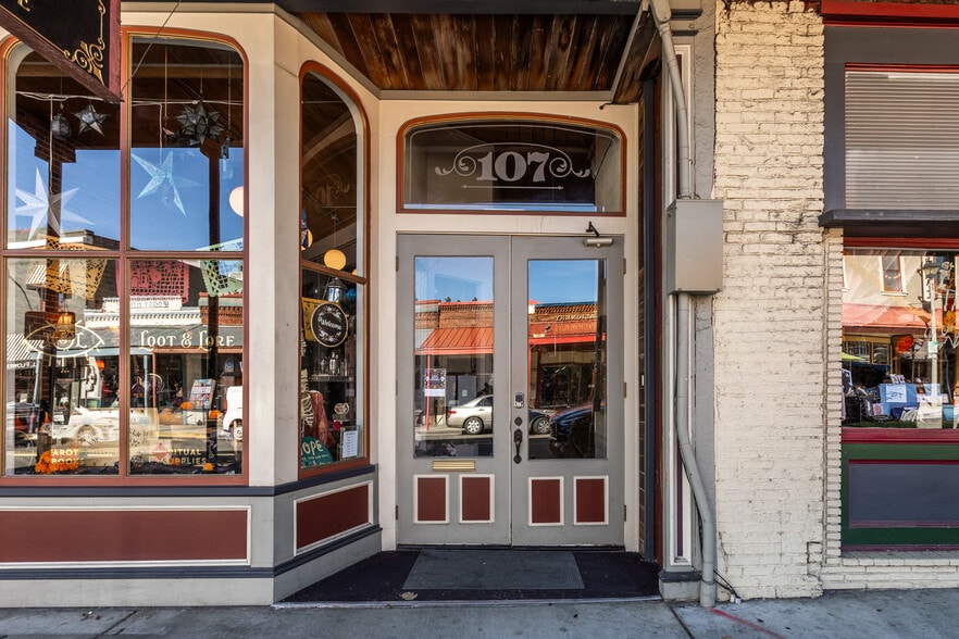 107 W Main St, Grass Valley, CA for sale - Building Photo - Image 2 of 35