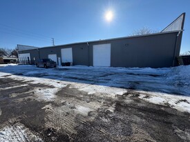 415 S Kansas Ave, Olathe KS - Warehouse