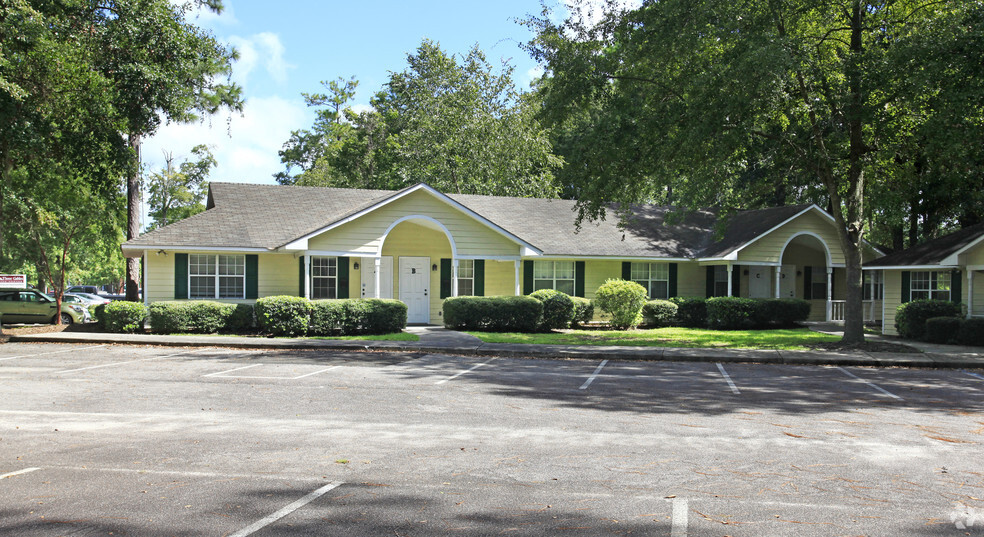 2215 Bemiss Rd, Valdosta, GA for lease - Building Photo - Image 2 of 5