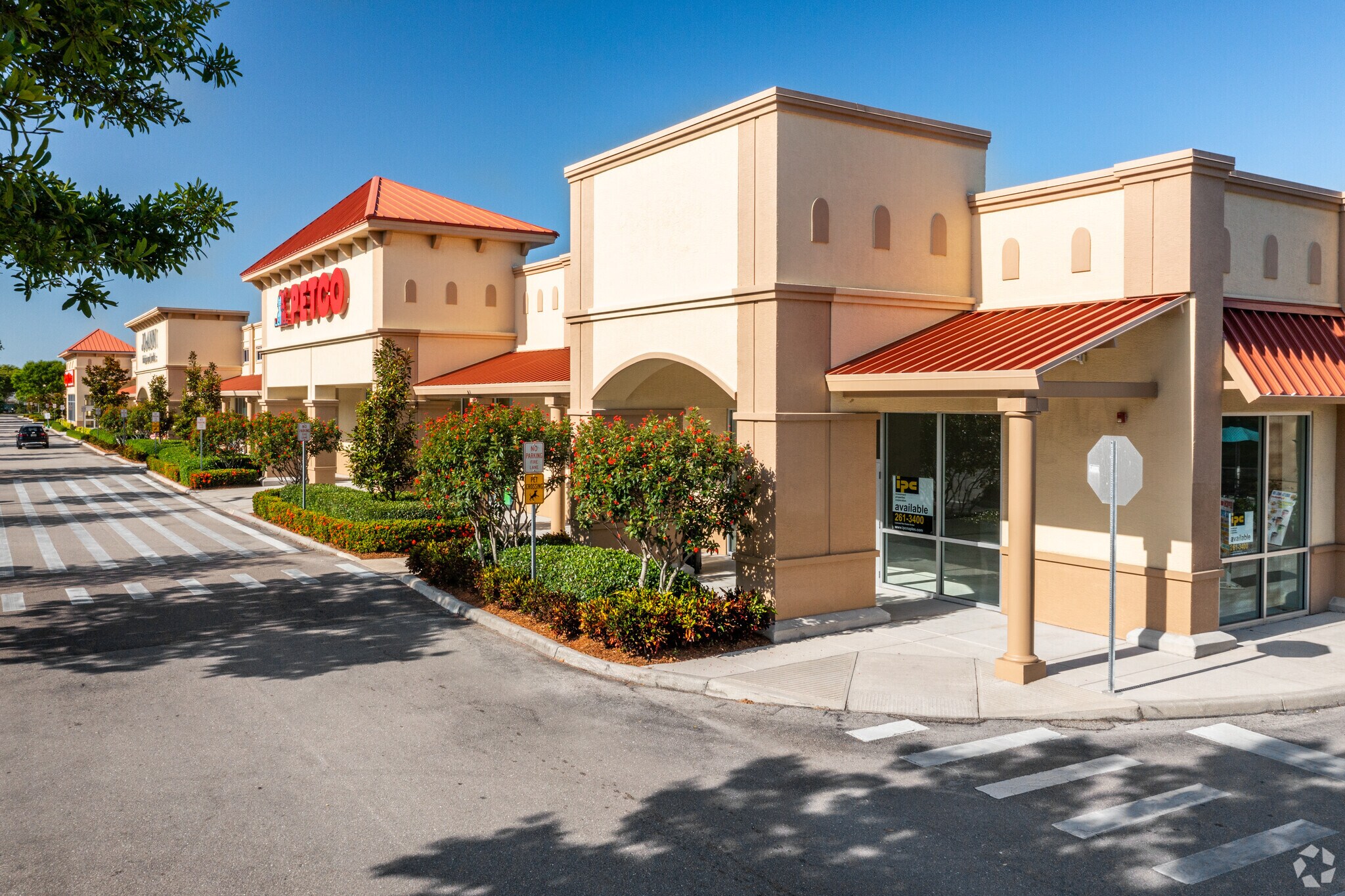 6464 Naples Blvd, Naples, FL for sale Building Photo- Image 1 of 1