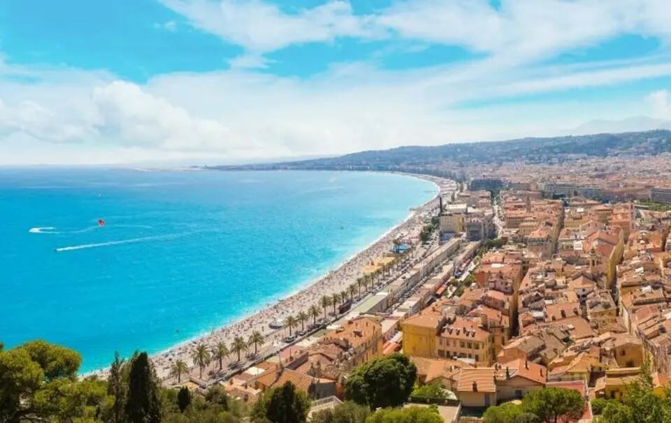 Retail in Nice for sale Aerial- Image 1 of 4