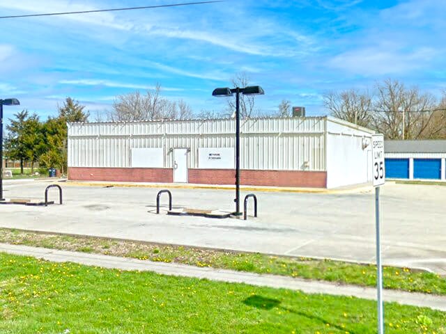 308 E State St, Irving, IL for sale - Primary Photo - Image 1 of 2