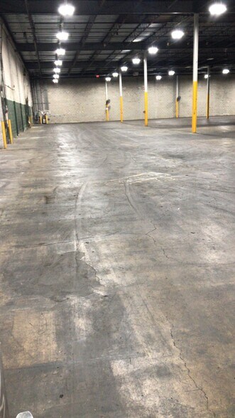 1151 Beaver St, Bristol, PA for lease - Building Photo - Image 3 of 12