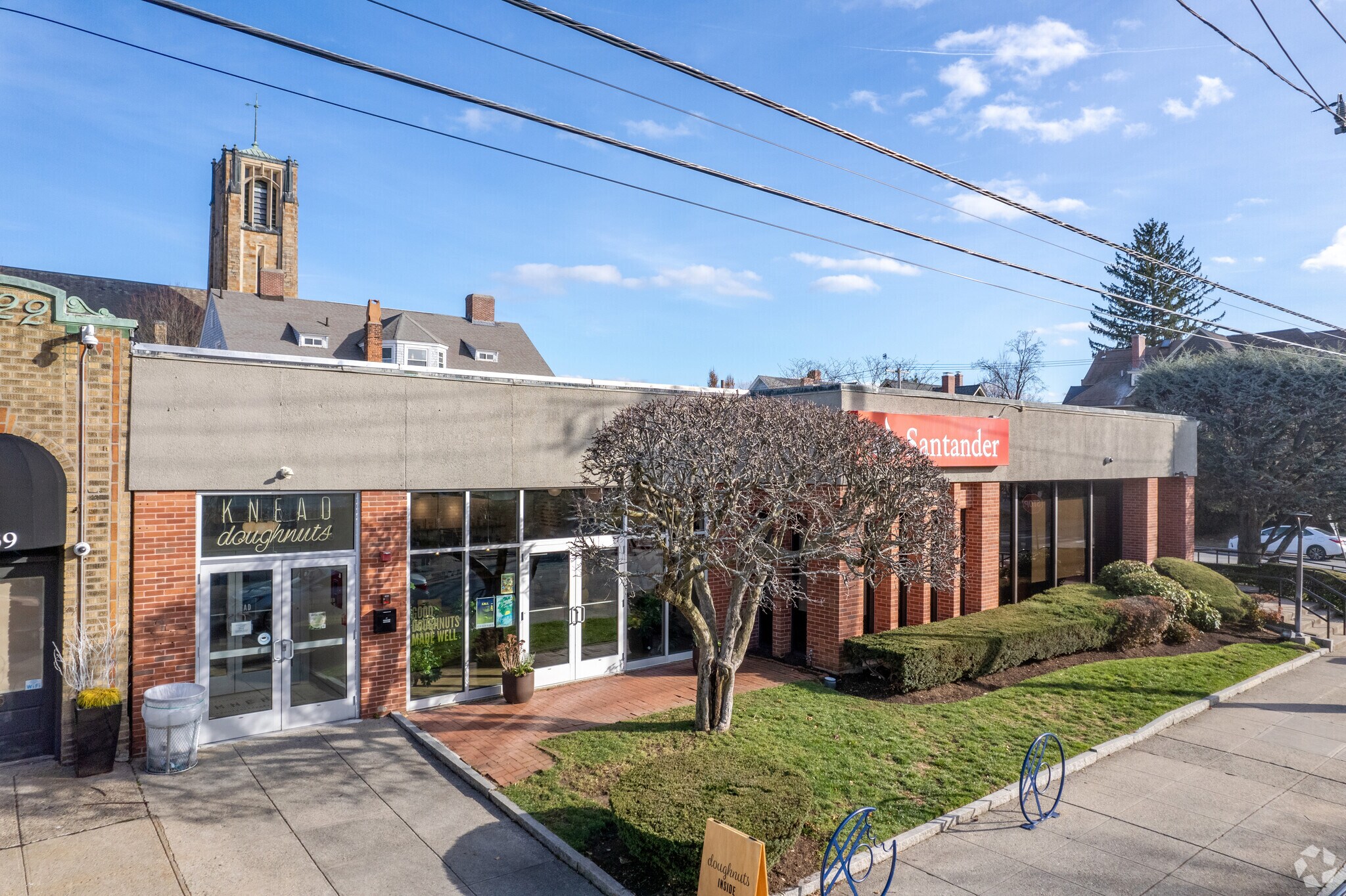 131-135 Elmgrove Ave, Providence, RI for sale Primary Photo- Image 1 of 1