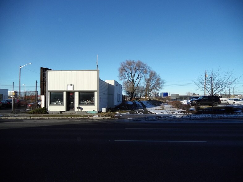 107 E 3rd Ave, Spokane, WA for sale - Building Photo - Image 1 of 1