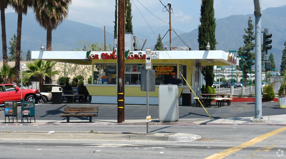 121 W Duarte Rd, Monrovia, CA for sale - Primary Photo - Image 1 of 4