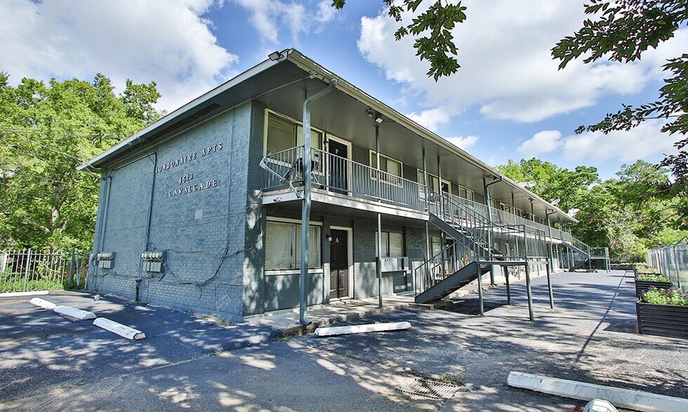 4613 Cavalcade St, Houston, TX 77026