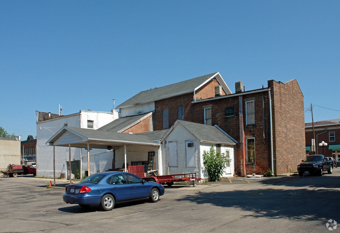210 E Washington St, Jamestown, OH 45335