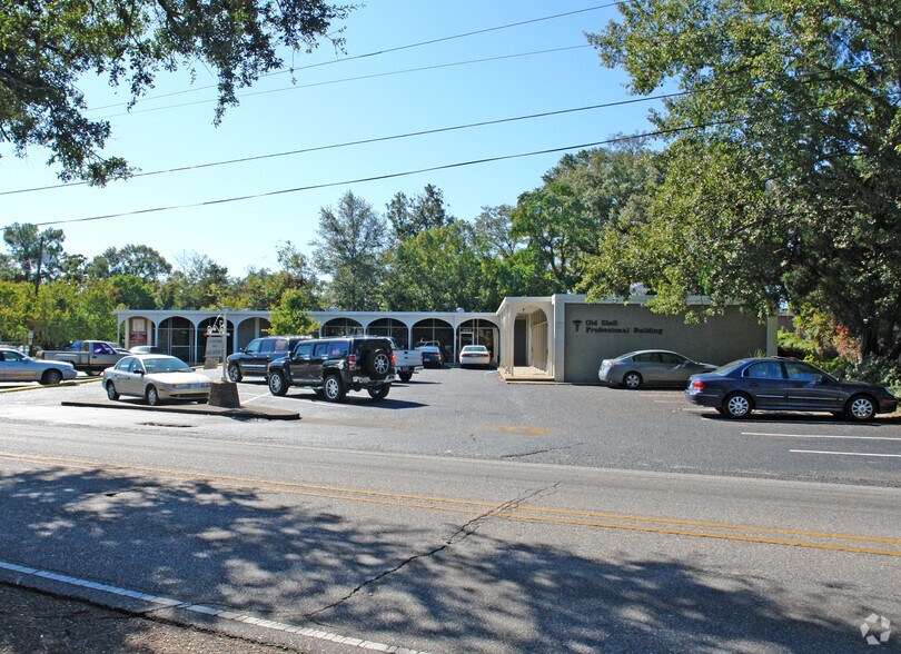2651 Old Shell Rd, Mobile, AL for sale - Primary Photo - Image 1 of 1