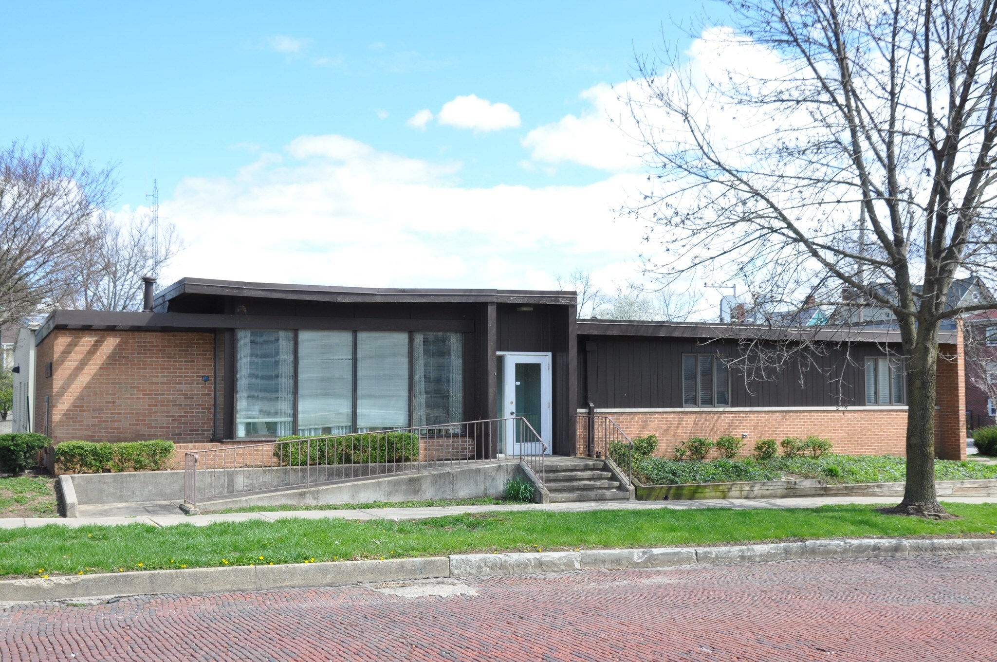 469 W Wood St, Decatur, IL for sale Building Photo- Image 1 of 1