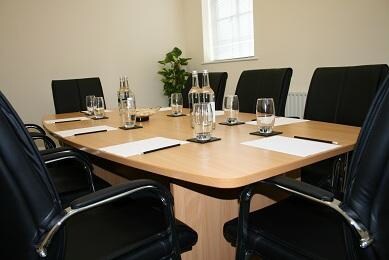 Bridge Rd, Camberley for lease - Building Photo - Image 3 of 5