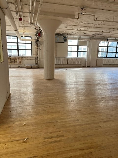 333 Hudson St, New York, NY for lease Interior Photo- Image 1 of 9