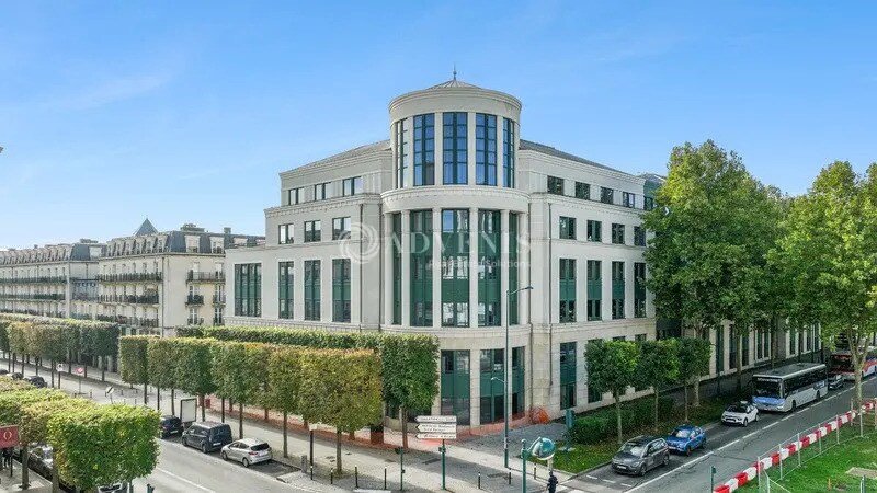 Office in Chessy for lease - Building Photo - Image 1 of 12