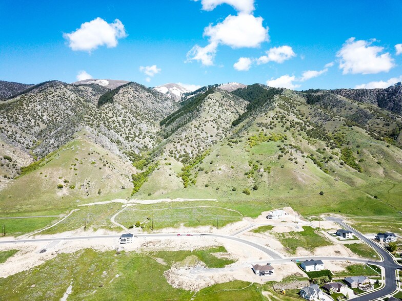 800 E 200 N, Logan, UT for sale - Primary Photo - Image 1 of 1