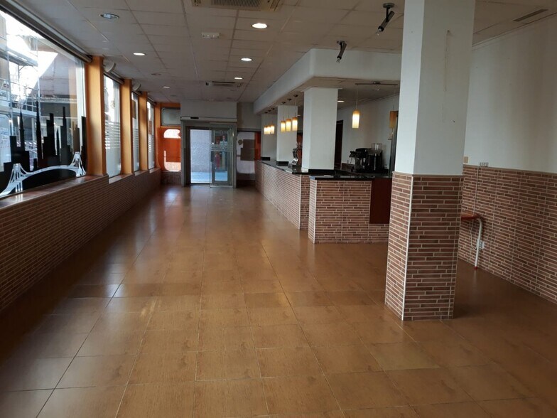 Retail in Ontinyent for sale - Building Photo - Image 1 of 4