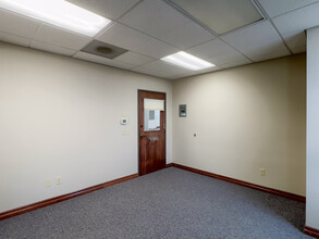 5 W Alder St, Walla Walla, WA for lease Interior Photo- Image 1 of 9