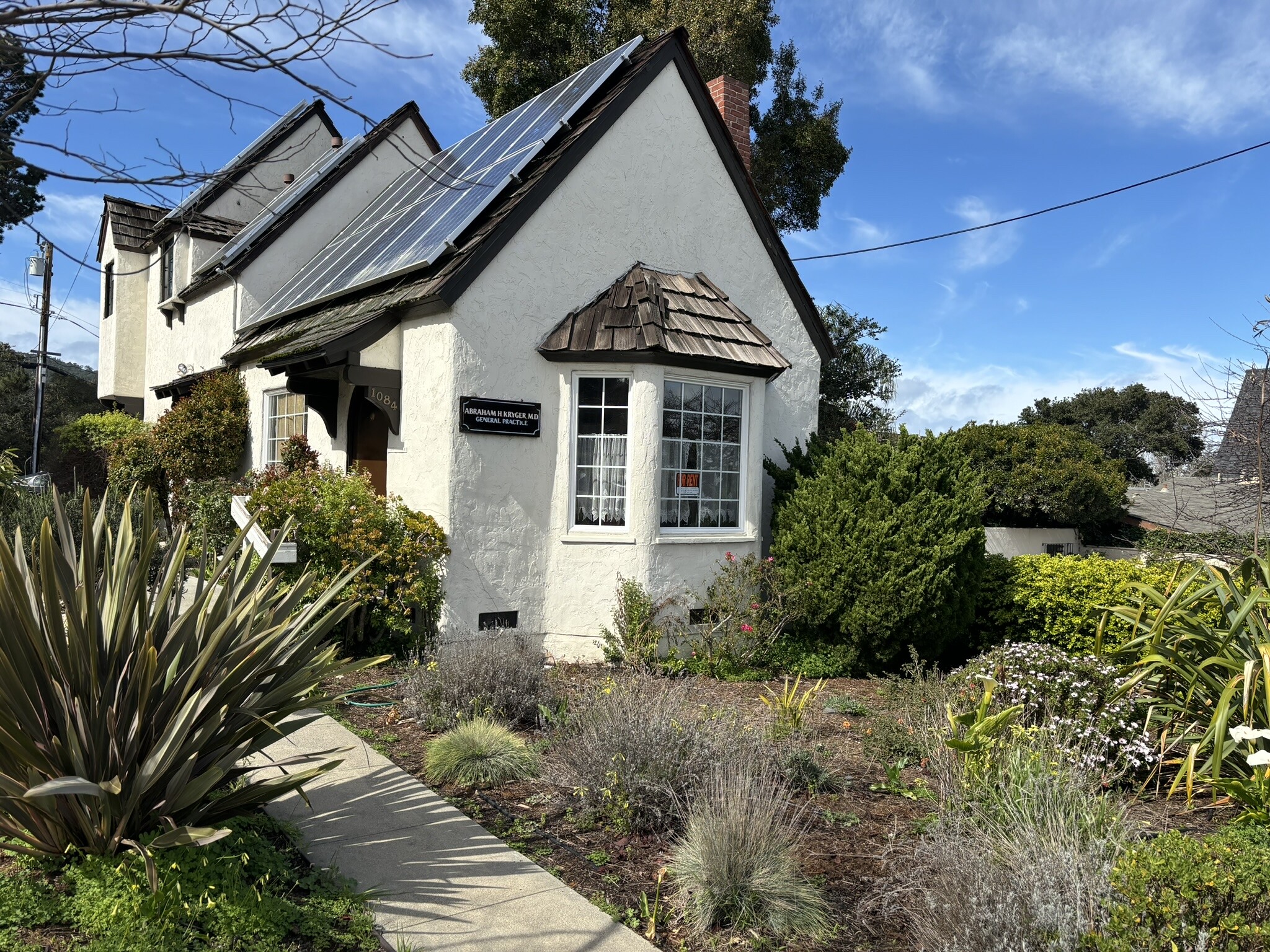 1084 Cass St, Monterey, CA for sale Building Photo- Image 1 of 35