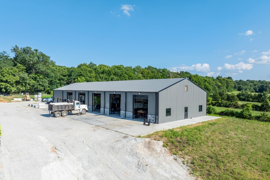 10239 NE Campbell Rd, Greenland, AR for sale - Building Photo - Image 3 of 12