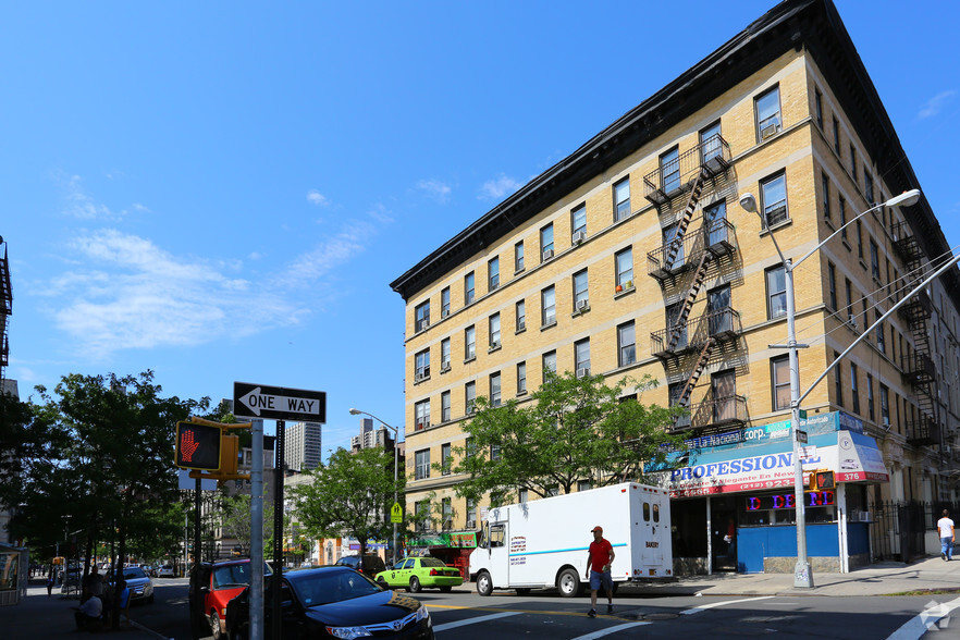 366-376 Audubon Ave, New York, NY for lease - Primary Photo - Image 1 of 3