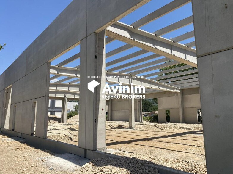 Industrial in Montauroux for lease - Building Photo - Image 3 of 11
