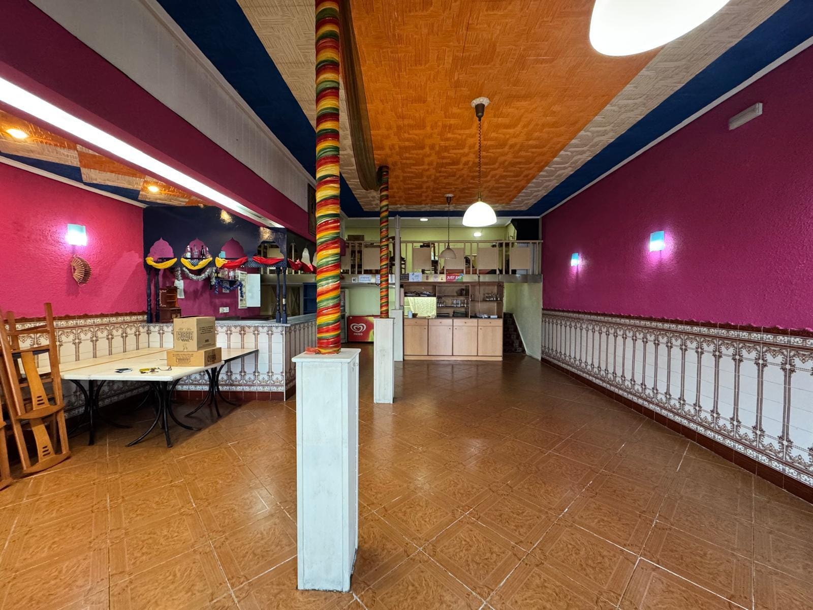 Retail in Gijón, Asturias for lease Interior Photo- Image 1 of 7