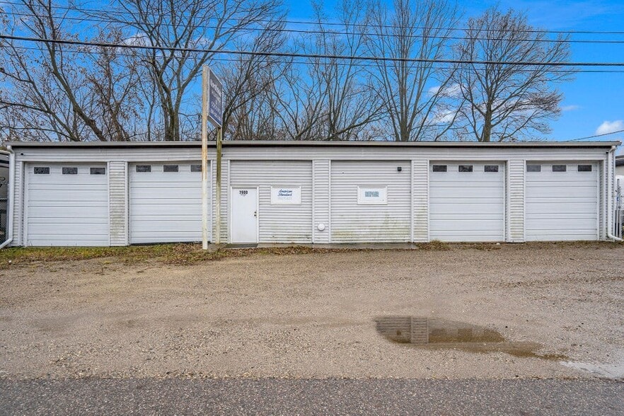 7600 E Michigan Ave, Kalamazoo, MI for sale - Primary Photo - Image 1 of 1