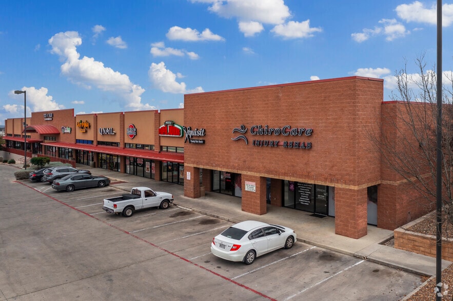 9902 Potranco Rd, San Antonio, TX for lease - Primary Photo - Image 1 of 1