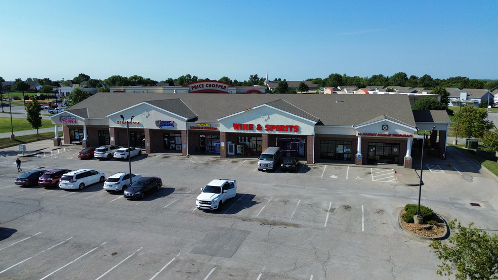 1302 Platte Falls Rd, Platte City, MO for lease - Building Photo - Image 1 of 24