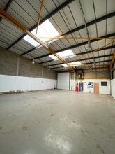 West Rd, London for lease Interior Photo- Image 2 of 5