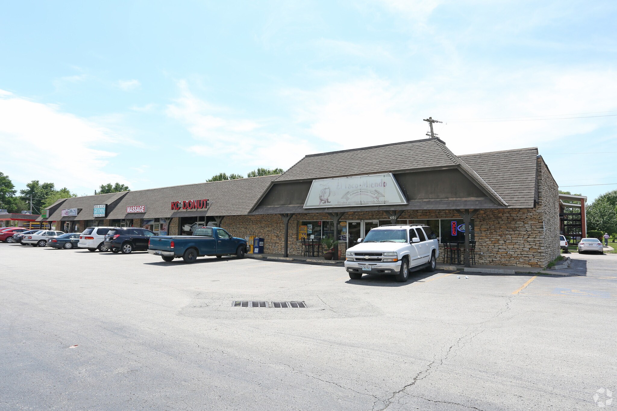 401-425 S Parker St, Olathe, KS for sale Primary Photo- Image 1 of 1