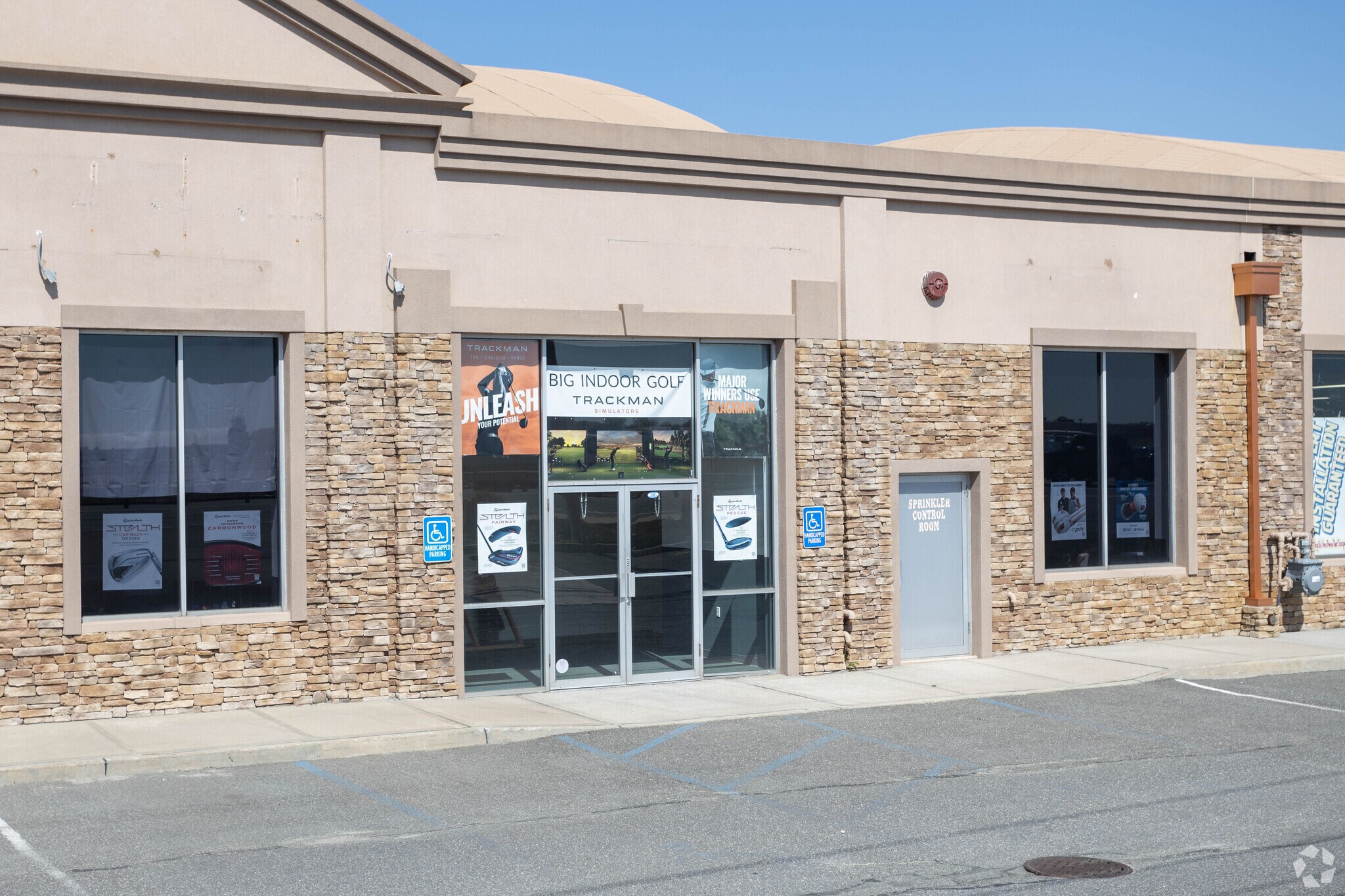 12001220 Route 110, East Farmingdale, NY 11735 Office Furniture