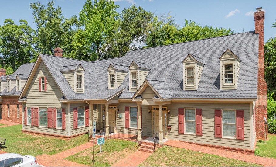 13739 Steele Creek Rd, Charlotte, NC for lease - Building Exterior - Image 1 of 4